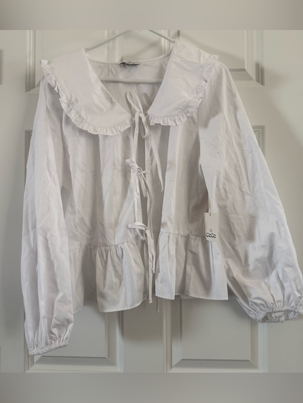 100% cotton. CeCe White Ruffle Collar Tie-Front Peplum Blouse